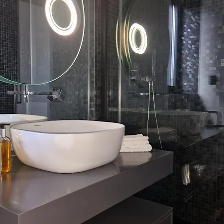 Blissful By Lovelystay *