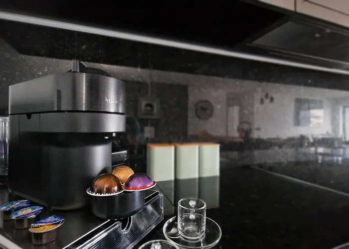 Blissful By Lovelystay *